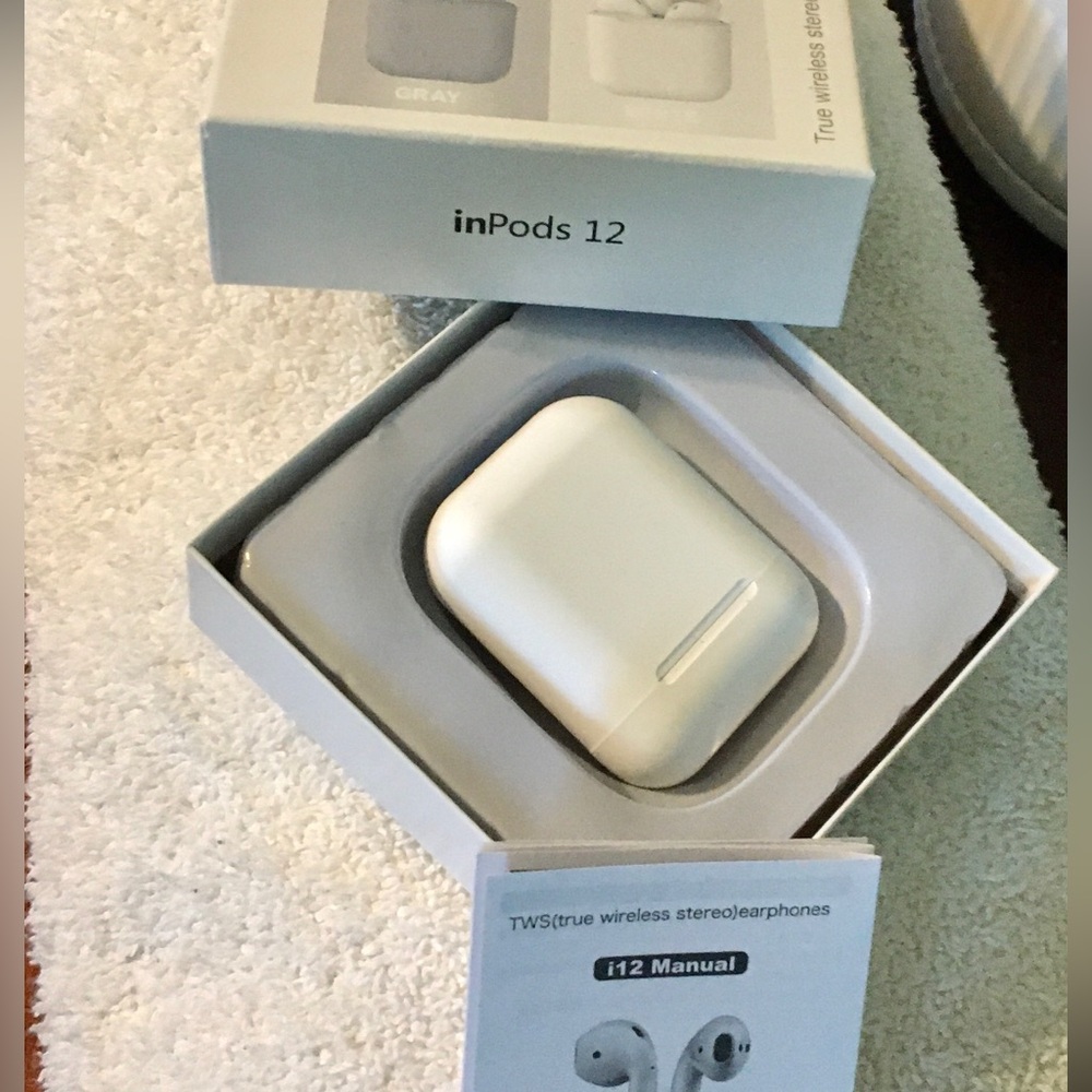 True Wireless In-pods 12 - Picture 3 of 6
